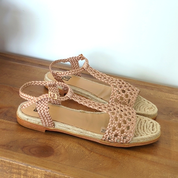 🆕🌿SUNDANCE WOVEN SANDALS🌿 - Picture 6 of 8